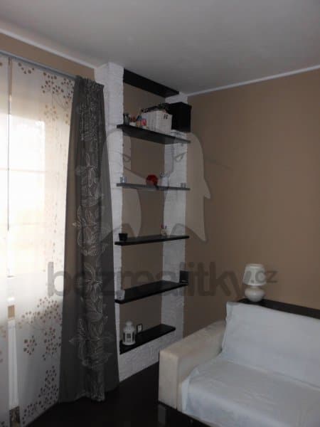 Pronájem bytu 2+kk 56 m², 24015, Holubice, Středočeský kraj Pronájem bytu 2+kk 56 m², 24015, Holubice, Středočeský kraj