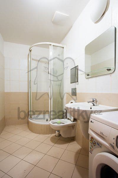 Pronájem bytu 1+kk 40 m², Na hroudě, Praha, Praha Pronájem bytu 1+kk 40 m², Na hroudě, Praha, Praha