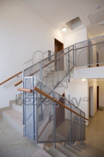 Pronájem bytu 1+kk 35 m², Plzeňská, Praha, Praha Pronájem bytu 1+kk 35 m², Plzeňská, Praha, Praha