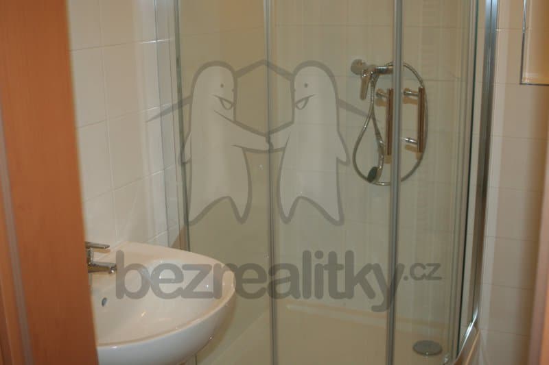 Pronájem bytu 1+kk 28 m², Modenská, Praha, Praha Pronájem bytu 1+kk 28 m², Modenská, Praha, Praha