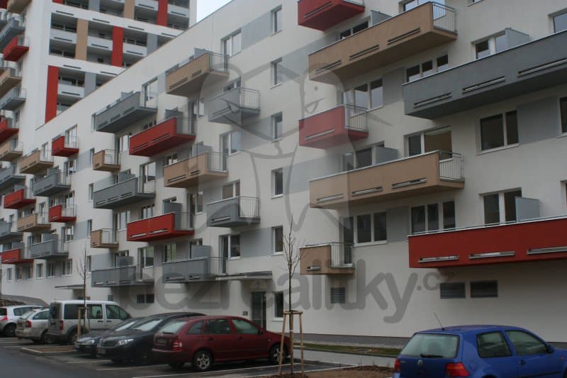 Pronájem bytu 1+kk 28 m², Modenská, Praha, Praha Pronájem bytu 1+kk 28 m², Modenská, Praha, Praha