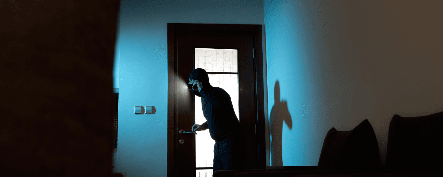 Jak zabezpečit byt a dům před dovolenou