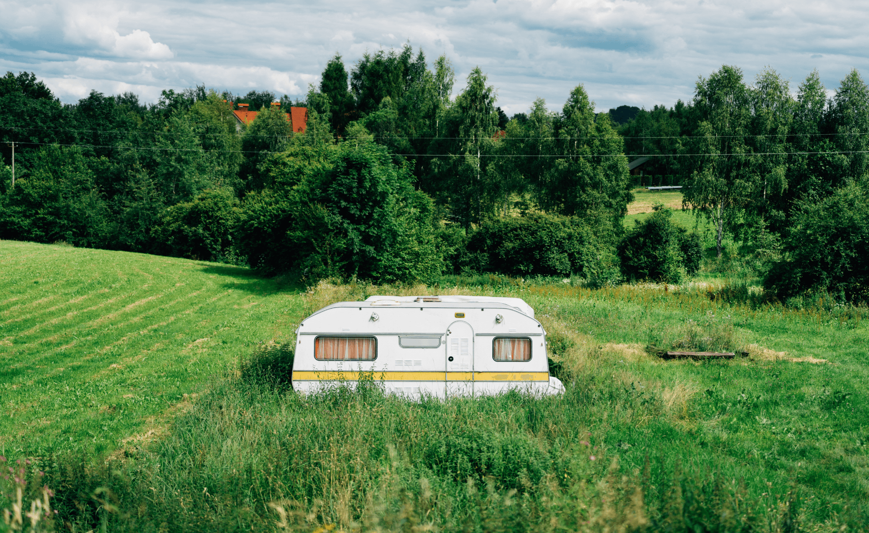 Bydlení v maringotce: kde končí sen a začíná paragraf