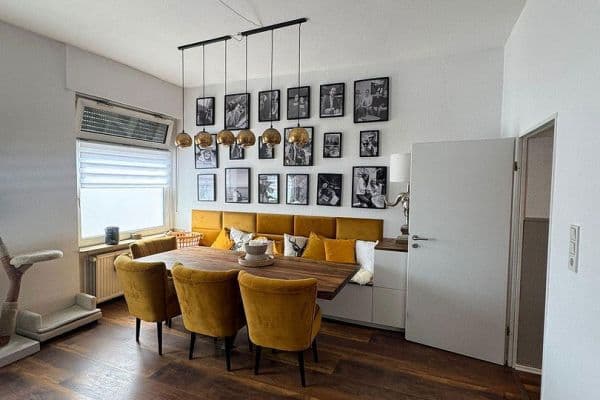 Pronájem bytu 3+1 92 m², Walder Straße 63, Hilden Pronájem bytu 3+1 92 m², Walder Straße 63, Hilden