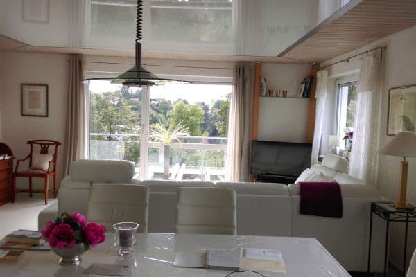 Prodej domu 206 m², pozemek 650 m², Leonberg Prodej domu 206 m², pozemek 650 m², Leonberg