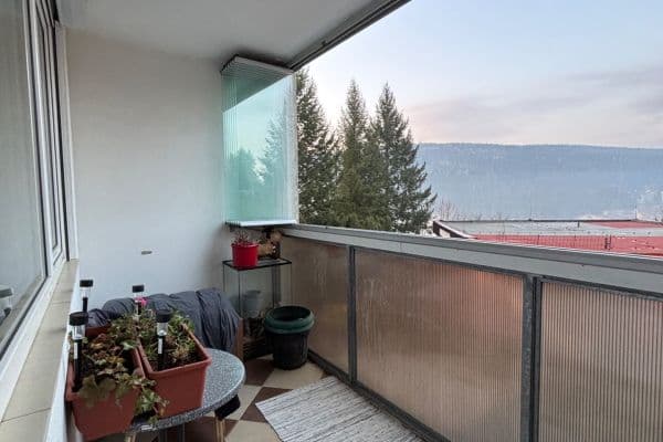 Pronájem bytu 3+1 80 m², U Lesíka, Tanvald Pronájem bytu 3+1 80 m², U Lesíka, Tanvald