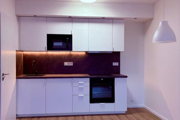 Pronájem bytu 2+kk 53 m², Ke křížku, Kladno Pronájem bytu 2+kk 53 m², Ke křížku, Kladno