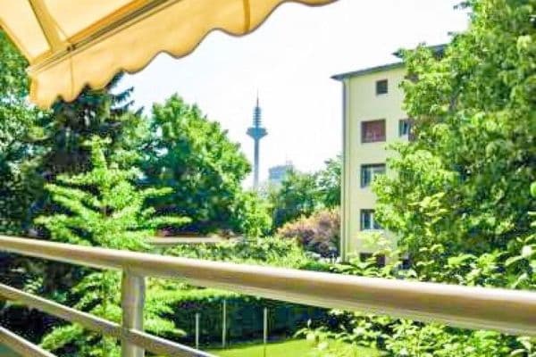 Prodej bytu 3+1 90 m², Huegelstr. 166, Frankfurt, Hessen Prodej bytu 3+1 90 m², Huegelstr. 166, Frankfurt, Hessen