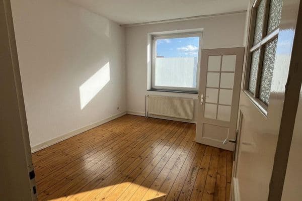 Pronájem bytu 3+1 75 m², Bielefeld Pronájem bytu 3+1 75 m², Bielefeld
