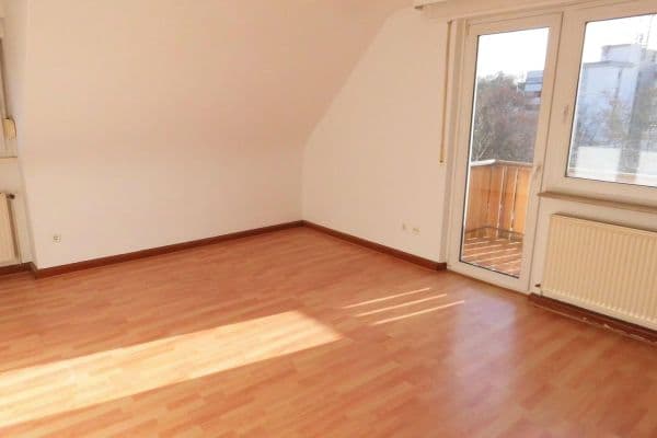 Pronájem bytu 2+kk 67 m², Stuttgart Pronájem bytu 2+kk 67 m², Stuttgart