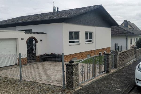 Prodej domu 180 m², pozemek 617 m², Groß-Zimmerner Str. 25, Reinheim Prodej domu 180 m², pozemek 617 m², Groß-Zimmerner Str. 25, Reinheim