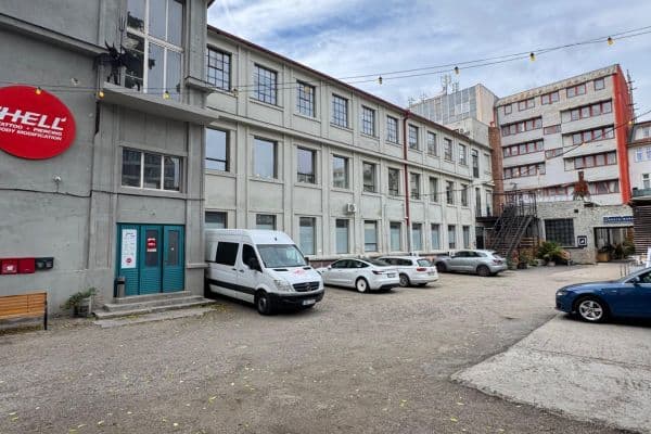 Pronájem kanceláře 151 m², Přístavní, Praha Pronájem kanceláře 151 m², Přístavní, Praha