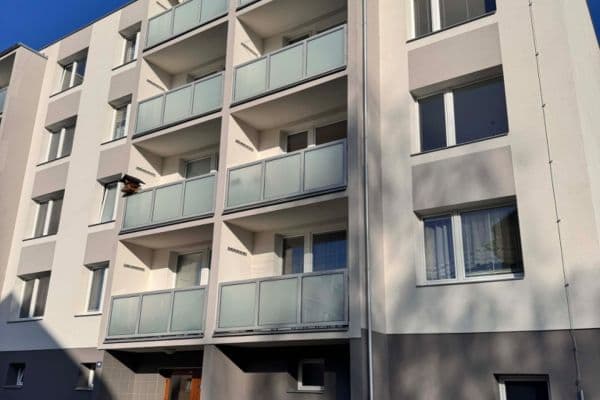 Pronájem bytu 3+1 72 m², Velké Karlovice Pronájem bytu 3+1 72 m², Velké Karlovice