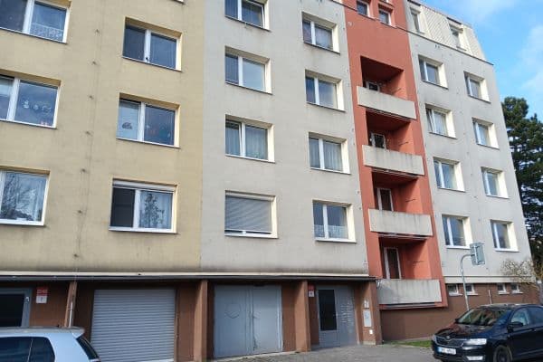 Pronájem bytu 2+1 56 m², Gagarinova, Znojmo, Jihomoravský kraj Pronájem bytu 2+1 56 m², Gagarinova, Znojmo, Jihomoravský kraj