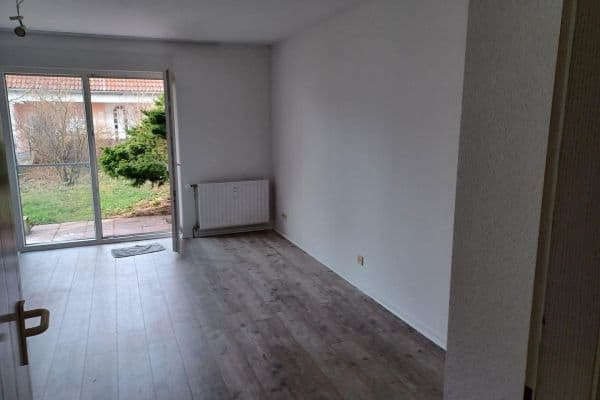 Pronájem bytu 2+1 60 m², Bergstraße 7, Mittenwalde Pronájem bytu 2+1 60 m², Bergstraße 7, Mittenwalde