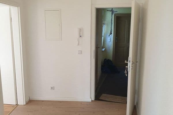 Pronájem bytu 2+1 53 m², Adolf-Reichwein-Str. 11, Werneuchen (OT Tiefensee) Pronájem bytu 2+1 53 m², Adolf-Reichwein-Str. 11, Werneuchen (OT Tiefensee)