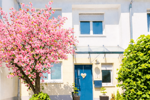 Prodej domu 131 m², pozemek 158 m², Liederbach Prodej domu 131 m², pozemek 158 m², Liederbach