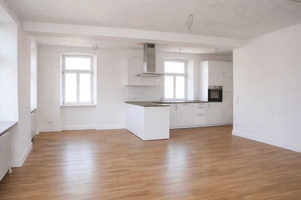 Pronájem bytu 3+1 110 m², Sinsheim Pronájem bytu 3+1 110 m², Sinsheim