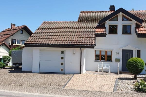 Prodej domu 145 m², pozemek 531 m², Kaisermatte 38, Görwihl Prodej domu 145 m², pozemek 531 m², Kaisermatte 38, Görwihl