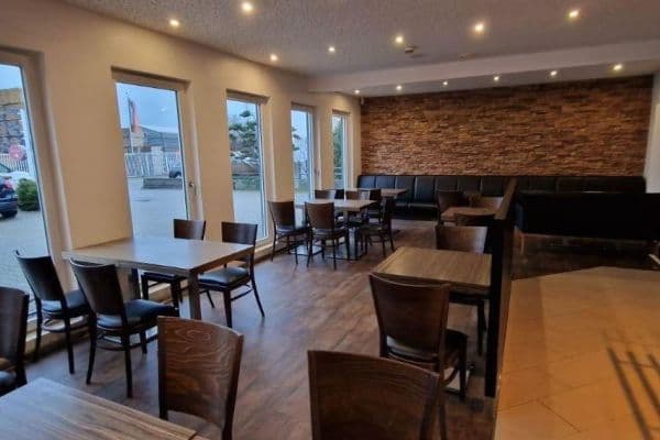 Pronájem nebytového prostoru 300 m², Baden-Baden, Bádensko-Württembersko Pronájem nebytového prostoru 300 m², Baden-Baden, Bádensko-Württembersko