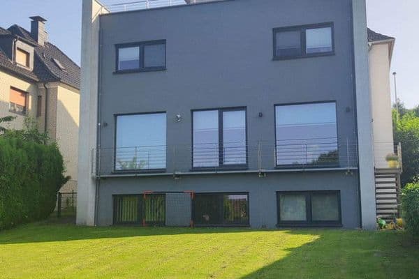 Prodej domu 160 m², pozemek 500 m², Wertherstraße, Bielefeld, Severní Porýní-Vestfálsko Prodej domu 160 m², pozemek 500 m², Wertherstraße, Bielefeld, Severní Porýní-Vestfálsko