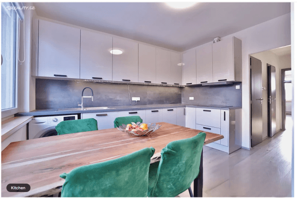 Pronájem bytu 3+1 77 m², Bryksova, Prague Pronájem bytu 3+1 77 m², Bryksova, Prague