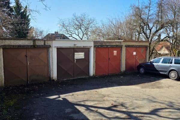 Pronájem garáže 37 m², Chodská, Říčany Pronájem garáže 37 m², Chodská, Říčany