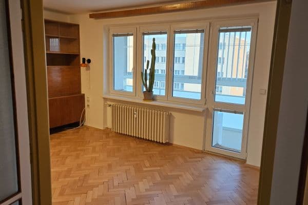 Pronájem bytu 4+kk 78 m², Hrusická, Praha Pronájem bytu 4+kk 78 m², Hrusická, Praha