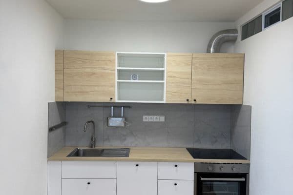 Prodej bytu 2+kk 41 m², Palliardiho, Znojmo, Jihomoravský kraj Prodej bytu 2+kk 41 m², Palliardiho, Znojmo, Jihomoravský kraj