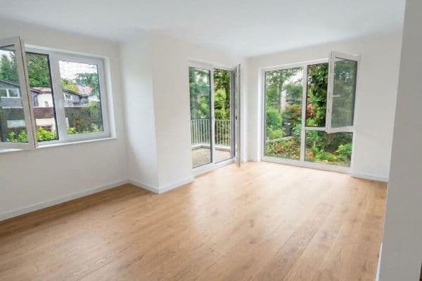 Pronájem bytu 2+1 58 m², Bergisch Gladbach Pronájem bytu 2+1 58 m², Bergisch Gladbach