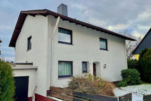 Prodej domu 174 m², pozemek 651 m², Friedrichsdorf Prodej domu 174 m², pozemek 651 m², Friedrichsdorf