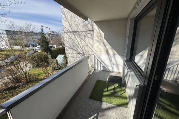 Pronájem bytu 1+1 34 m², Lohgrabenstr. 1A, Regensburg, Bavorsko Pronájem bytu 1+1 34 m², Lohgrabenstr. 1A, Regensburg, Bavorsko