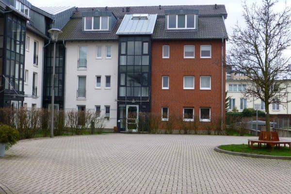 Pronájem bytu 2+1 56 m², Köln Weiß, Severní Porýní-Vestfálsko Pronájem bytu 2+1 56 m², Köln Weiß, Severní Porýní-Vestfálsko