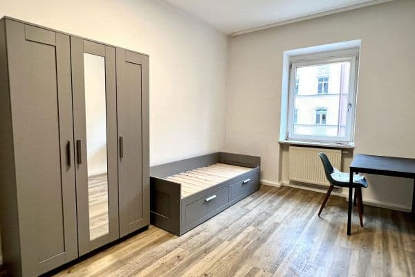 Pronájem bytu 1+1 15 m², Rosenheimerstraße 115, München, Bavorsko Pronájem bytu 1+1 15 m², Rosenheimerstraße 115, München, Bavorsko