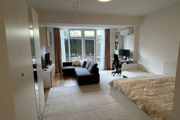 Pronájem bytu 1+kk 40 m², Špotzova, Prague Pronájem bytu 1+kk 40 m², Špotzova, Prague