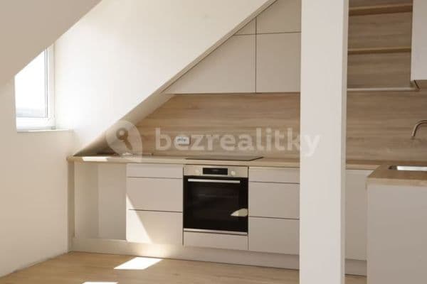 Prodej bytu 1+kk 30 m², Šatrova, Praha Prodej bytu 1+kk 30 m², Šatrova, Praha