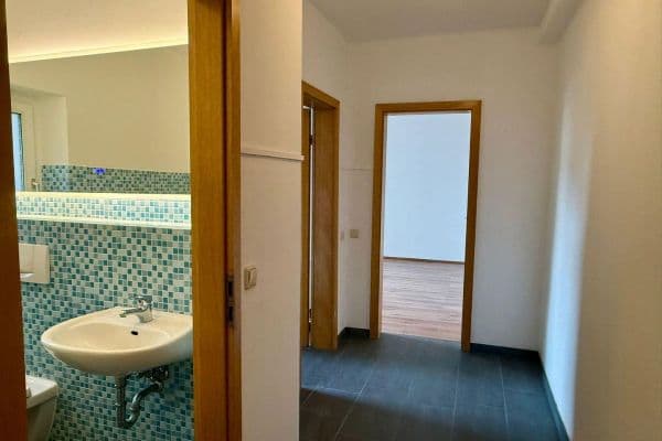 Prodej bytu 2+1 45 m², Kasseler Straße 12, Leipzig, Sasko Prodej bytu 2+1 45 m², Kasseler Straße 12, Leipzig, Sasko