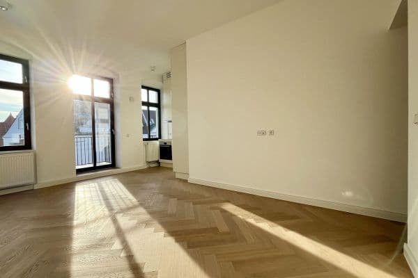 Pronájem bytu 3+1 62 m², Schöneberger Str. 9, Berlin, Berlín Pronájem bytu 3+1 62 m², Schöneberger Str. 9, Berlin, Berlín