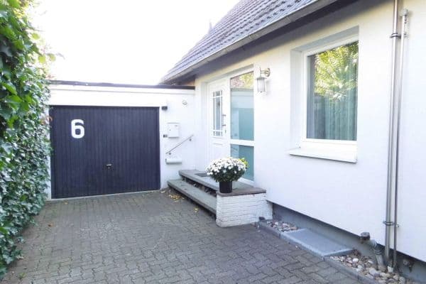 Prodej domu 220 m², pozemek 1.098 m², Stockelsdorf Prodej domu 220 m², pozemek 1.098 m², Stockelsdorf