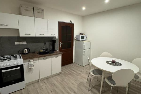 Prodej bytu 1+1 35 m², Sladkovského, Buštěhrad Prodej bytu 1+1 35 m², Sladkovského, Buštěhrad