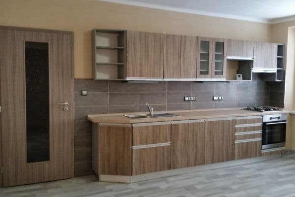 Pronájem bytu 1+1 54 m², Nádražní, Loket Pronájem bytu 1+1 54 m², Nádražní, Loket