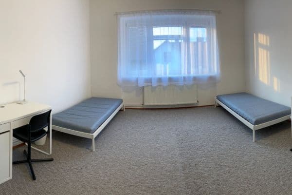 Pronájem bytu 3+1 85 m², Krkoškova, Brno Pronájem bytu 3+1 85 m², Krkoškova, Brno