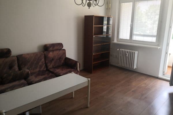 Pronájem bytu 3+1 64 m², Lipského, Bratislava Pronájem bytu 3+1 64 m², Lipského, Bratislava