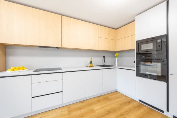Prodej bytu 3+kk 79 m², Ohradní, Praha Prodej bytu 3+kk 79 m², Ohradní, Praha