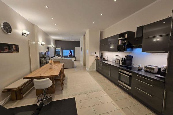 Pronájem bytu 4+1 120 m², Berlin, Berlín Pronájem bytu 4+1 120 m², Berlin, Berlín