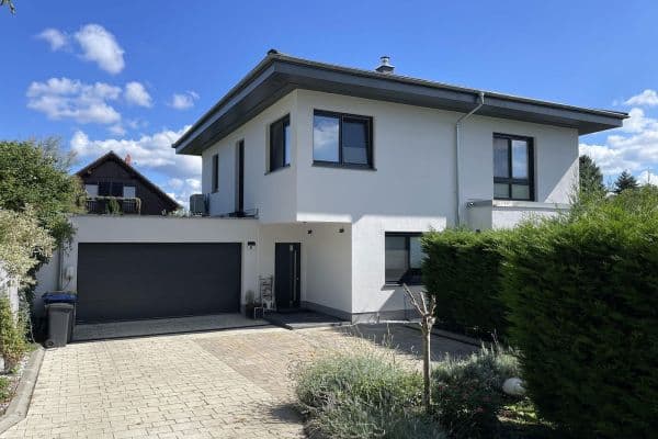 Prodej domu 198 m², pozemek 703 m², Berlin, Berlín Prodej domu 198 m², pozemek 703 m², Berlin, Berlín