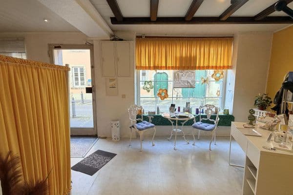 Pronájem nebytového prostoru 44 m², Haupstr. 439, Königswinter Pronájem nebytového prostoru 44 m², Haupstr. 439, Königswinter