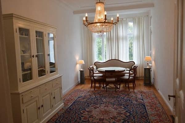 Prodej bytu 3+1 93 m², Sophie-Charlotten-Straße 37, Berlin, Berlín Prodej bytu 3+1 93 m², Sophie-Charlotten-Straße 37, Berlin, Berlín