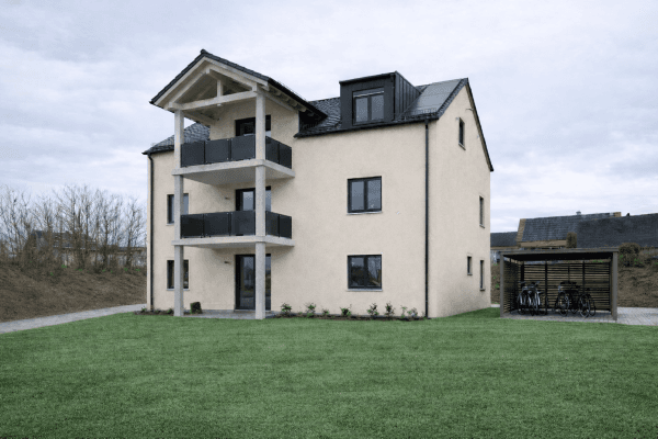 Pronájem bytu 4+1 84 m², Brahmsstr. 28, Großmehring, Bavorsko Pronájem bytu 4+1 84 m², Brahmsstr. 28, Großmehring, Bavorsko