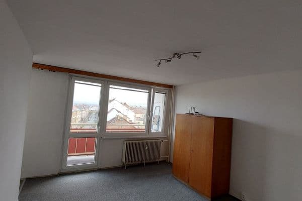 Pronájem bytu 1+kk 28 m², Palackého třída, Pardubice Pronájem bytu 1+kk 28 m², Palackého třída, Pardubice